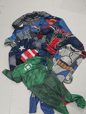 Mixed 7 Bundle Star Wars, Batman, Spiderman Captian Amercian Superhero Medium